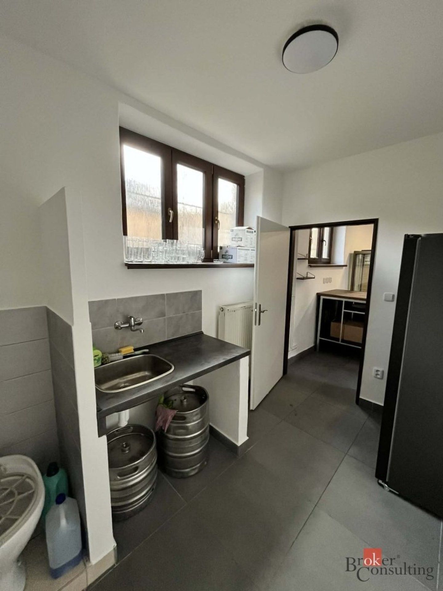 Pronájem komerčního prostoru 60 m² - foto 5