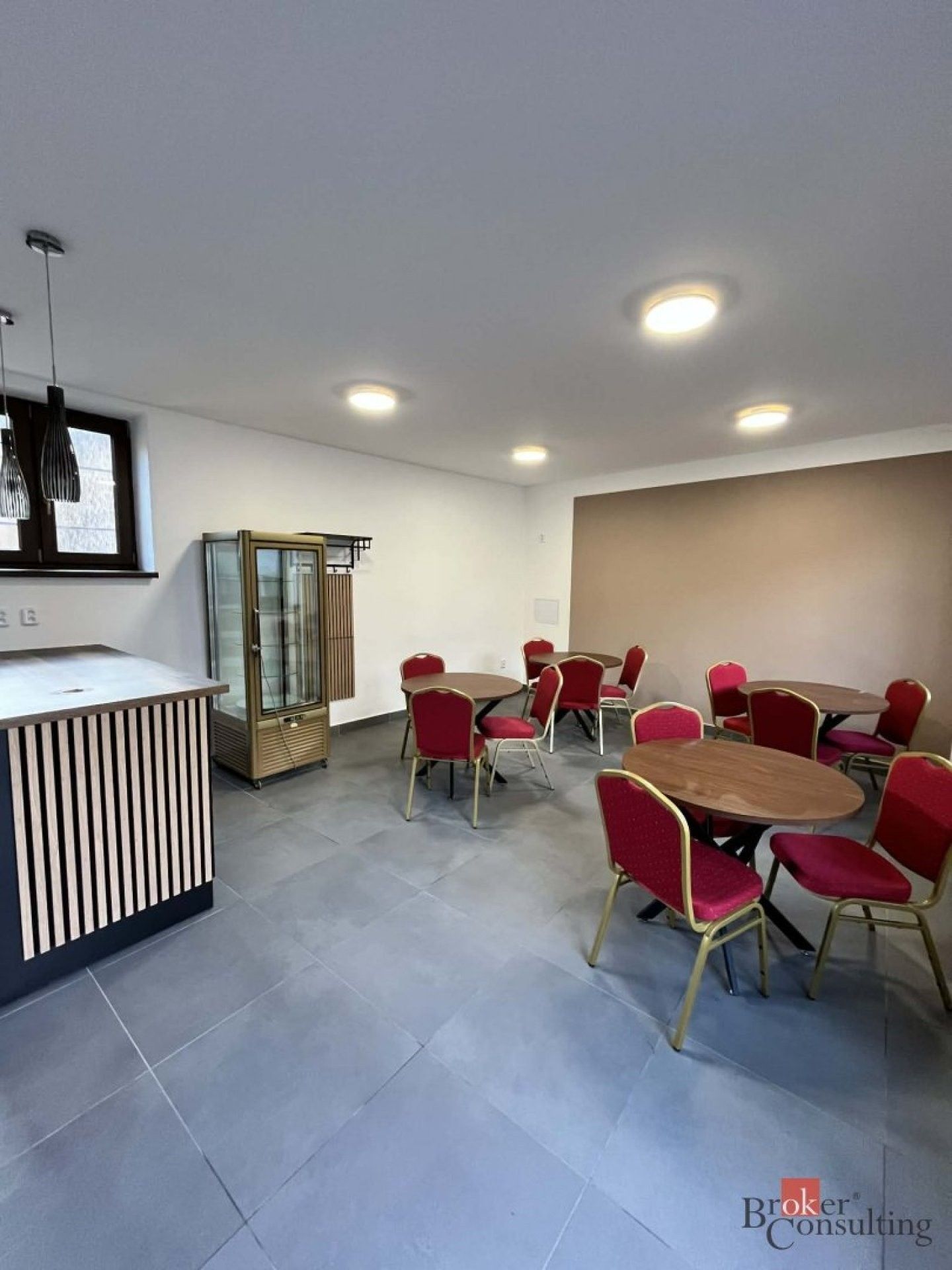 Pronájem komerčního prostoru 60 m² - foto 6