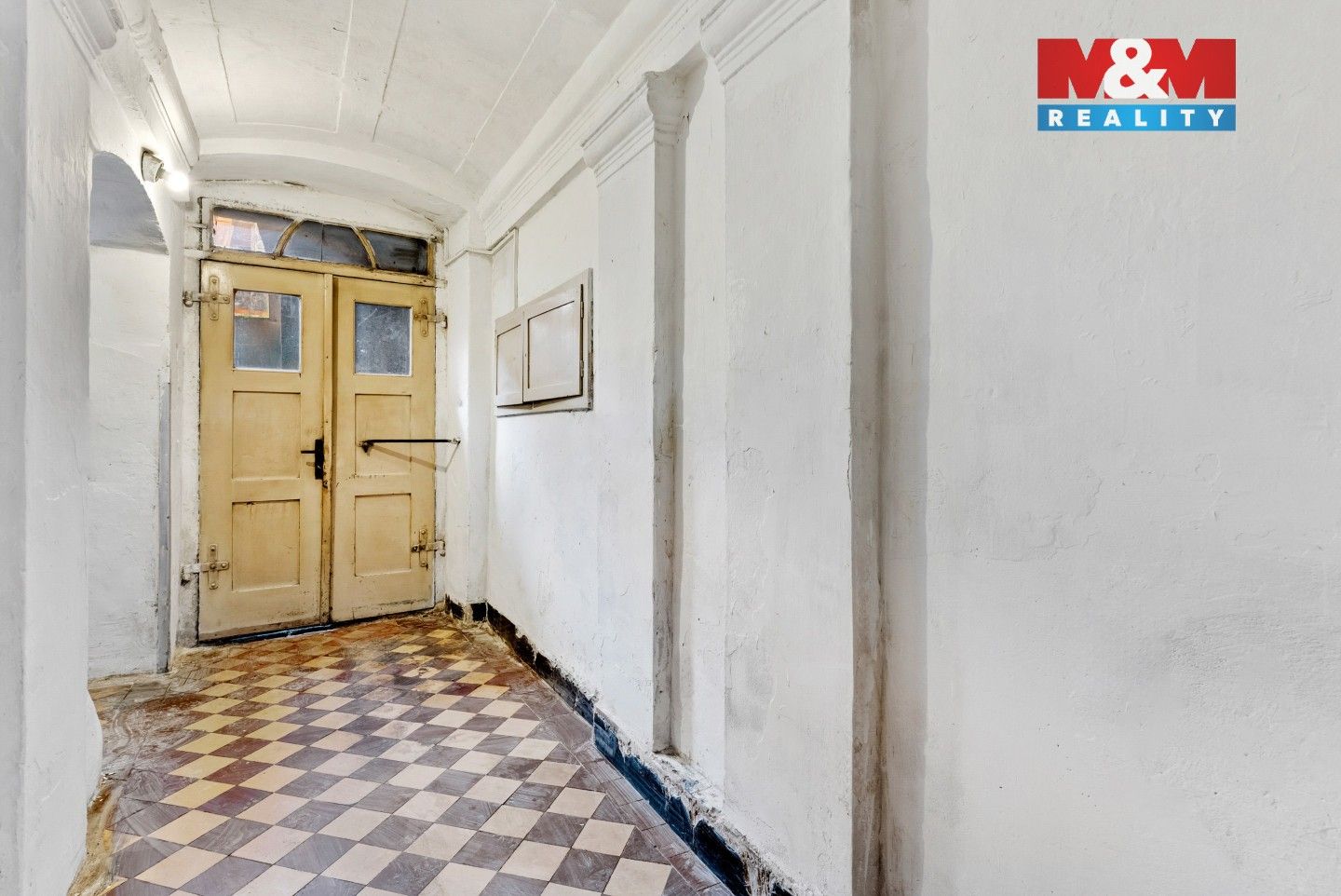 Prodej komerčního prostoru 226 m² - foto 4