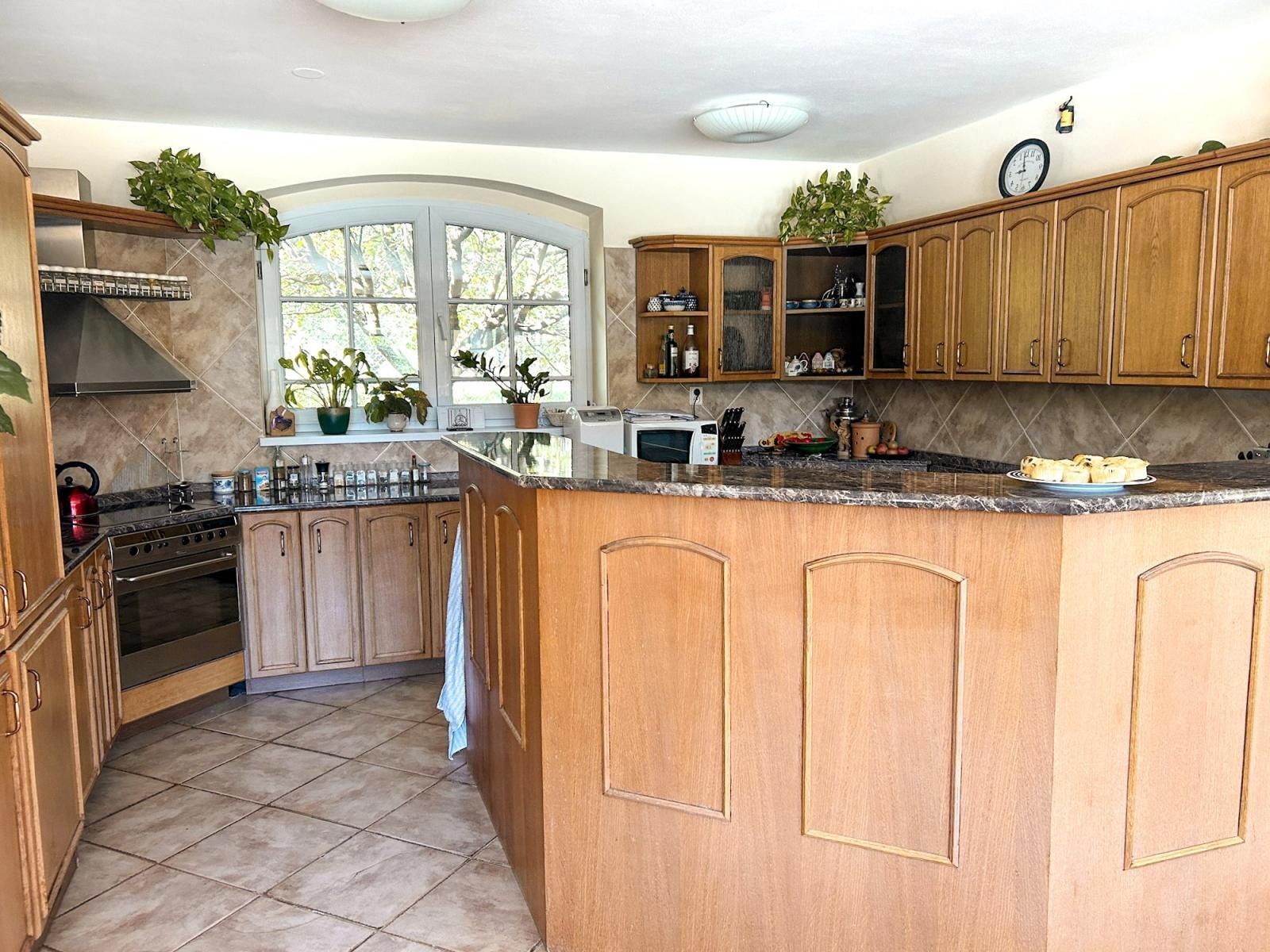Prodej nemovitosti 392 m² - foto 14