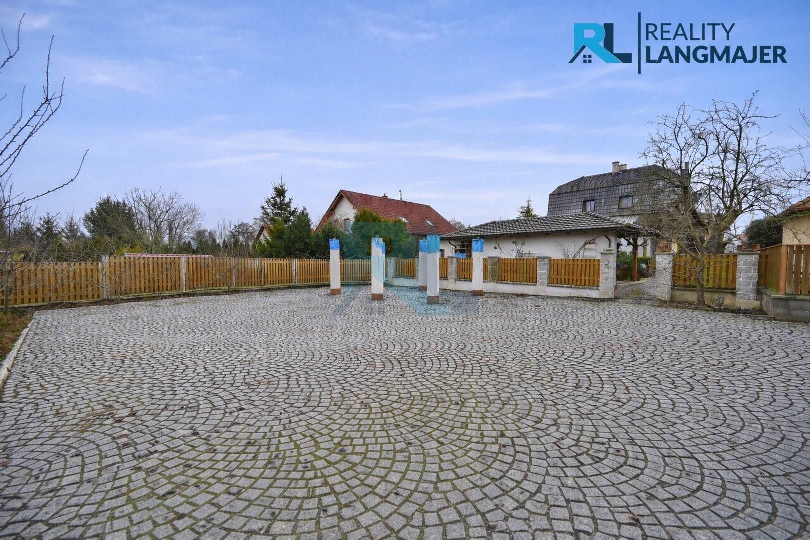 Prodej pozemku 656 m² - foto 3