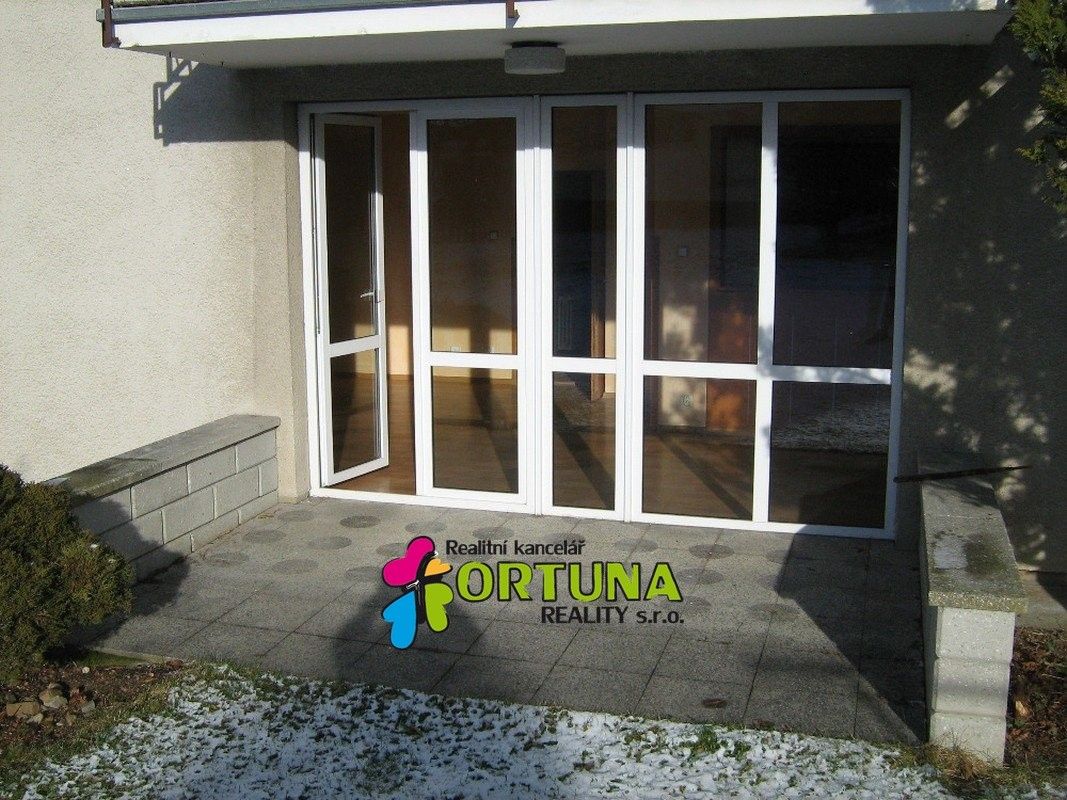 Pronájem bytu 4+kk 100 m² - foto 9