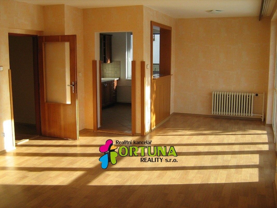 Pronájem bytu 4+kk 100 m² - foto 10