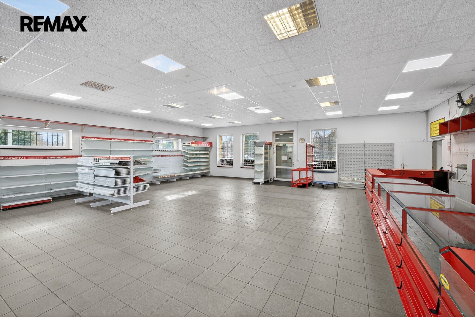 Prodej komerčního prostoru 499 m² - foto 7