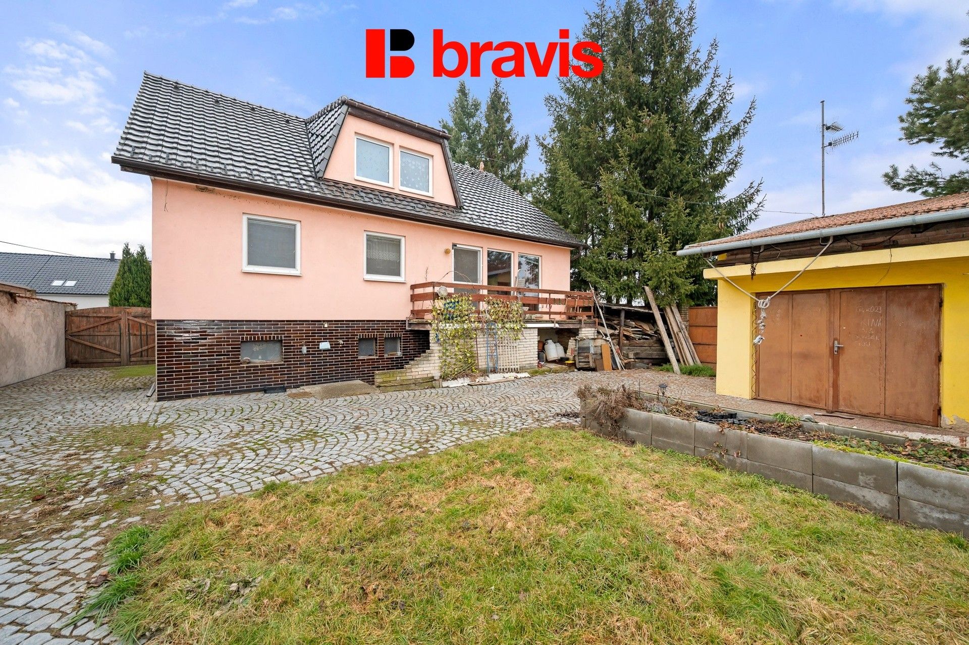 Prodej domu 102 m² - foto 2