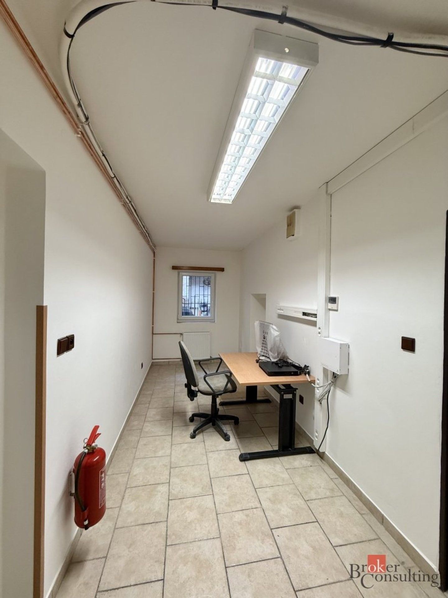 Pronájem komerčního prostoru 200 m² - foto 10