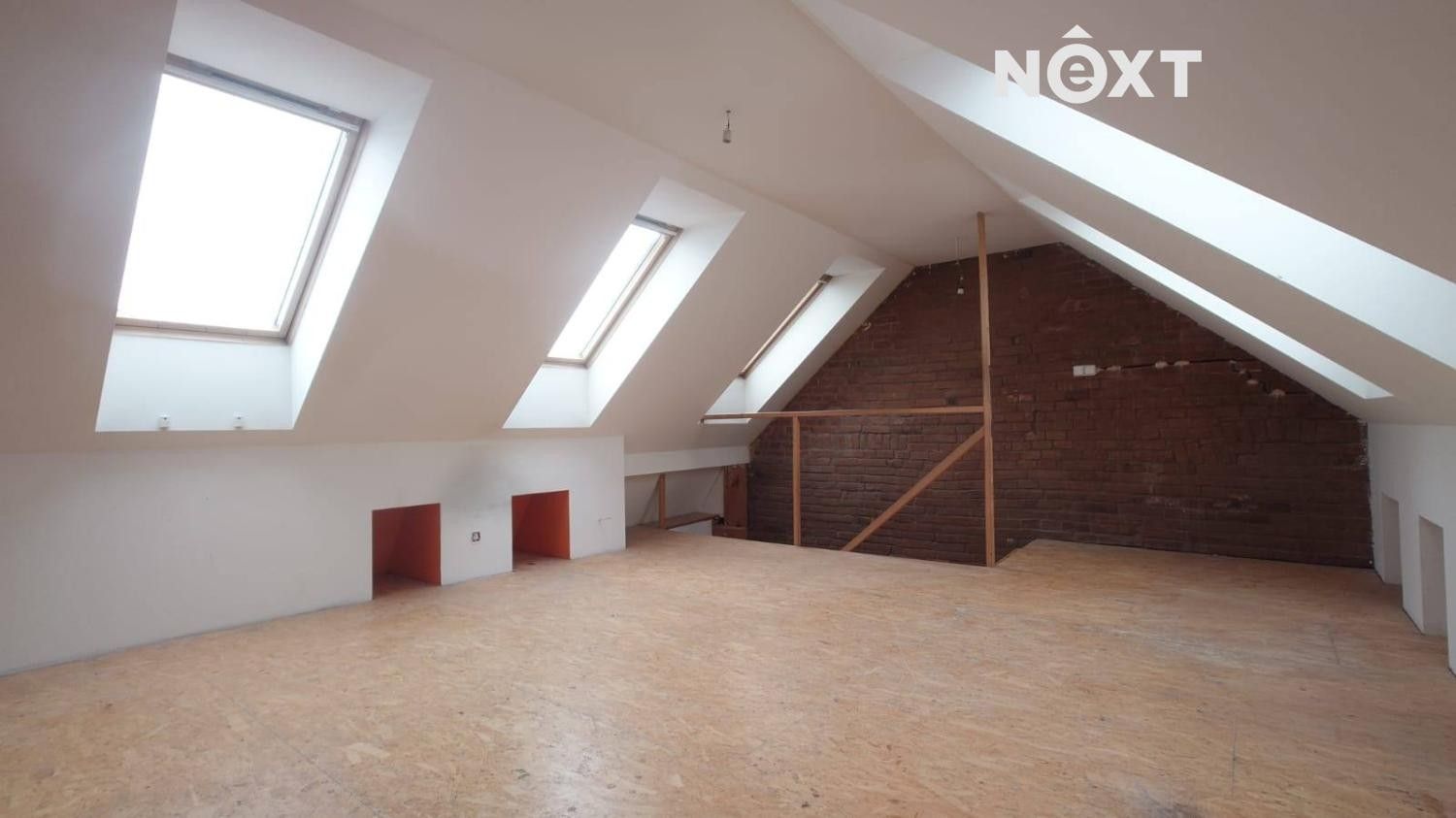 Prodej nemovitosti 470 m² - foto 20