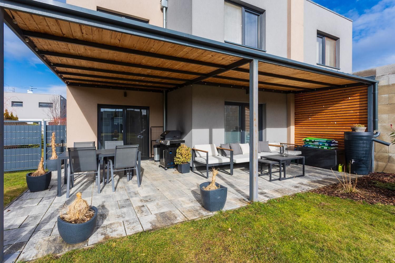 Prodej domu 120 m² - foto 2