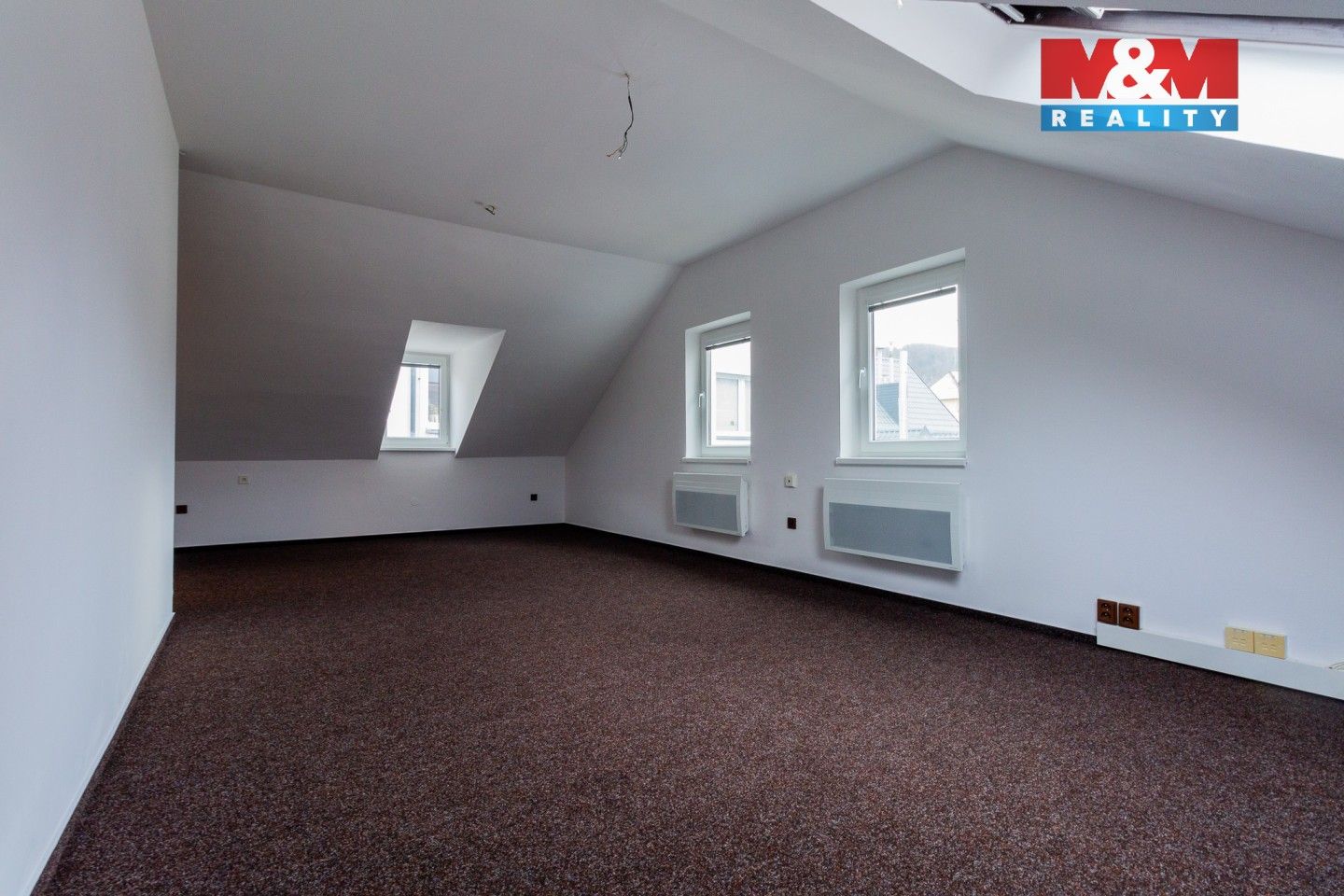 Pronájem komerčního prostoru 120 m² - foto 4