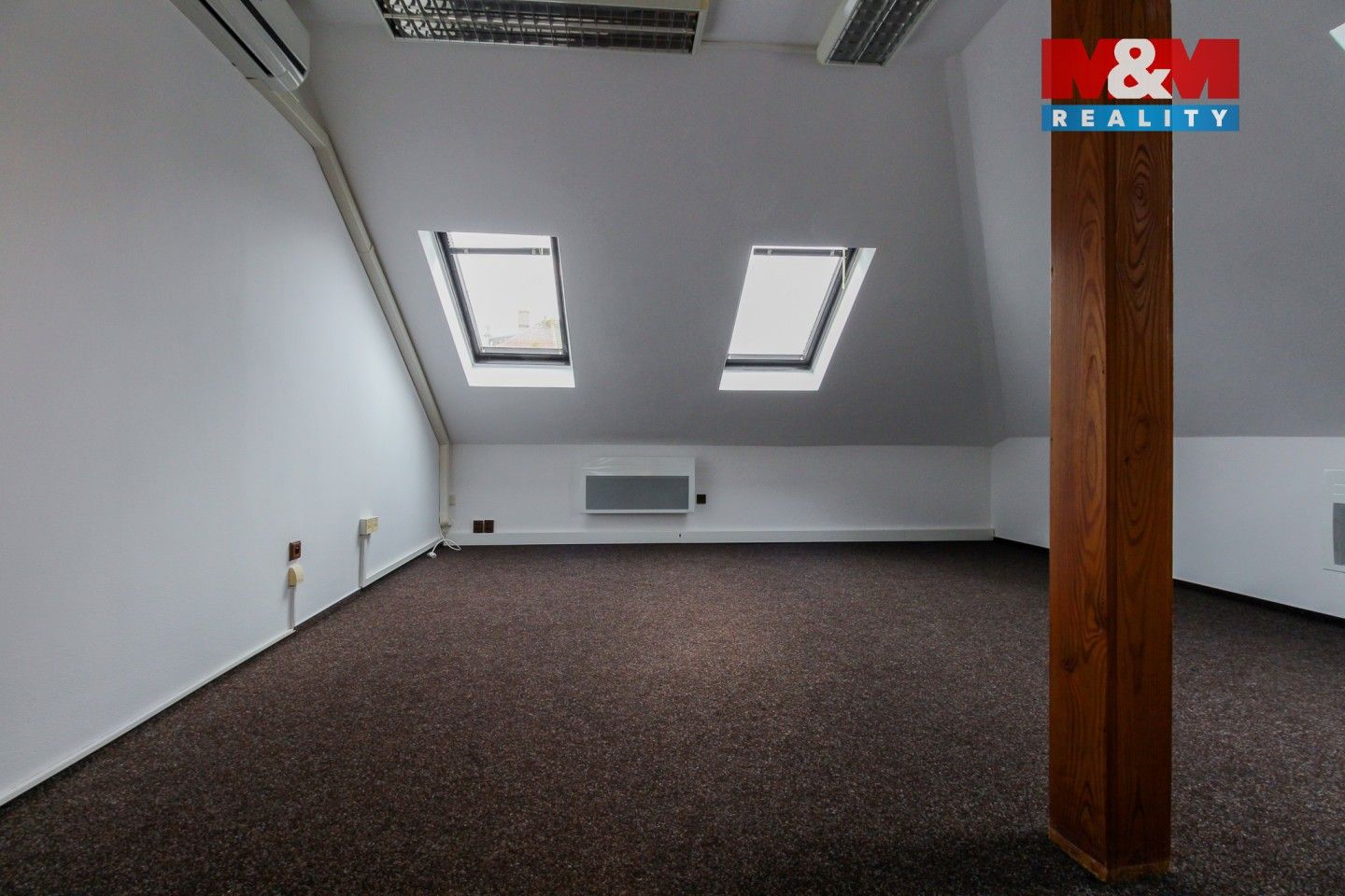 Pronájem komerčního prostoru 120 m² - foto 6