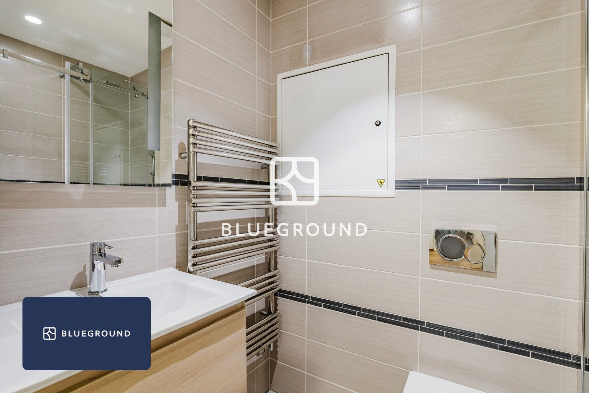 Pronájem bytu 3+kk 101 m² - foto 18