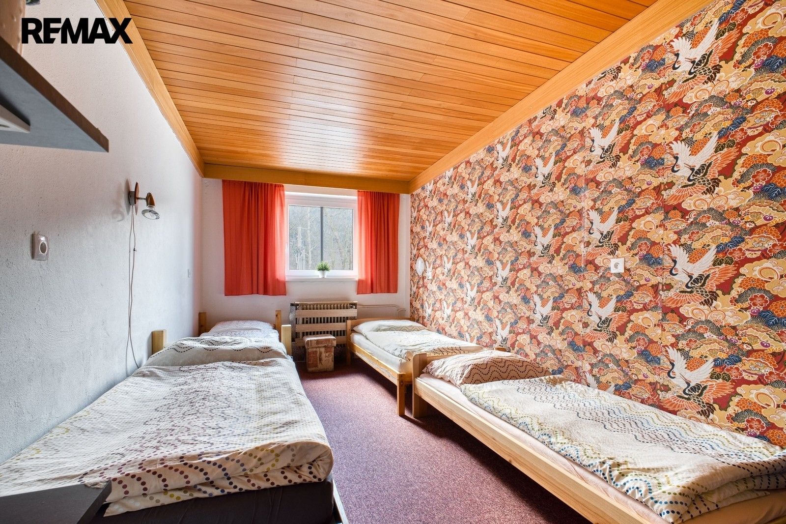 Prodej komerčního prostoru 1000 m² - foto 11