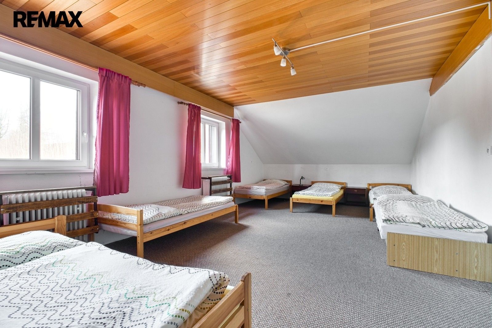 Prodej komerčního prostoru 1000 m² - foto 15