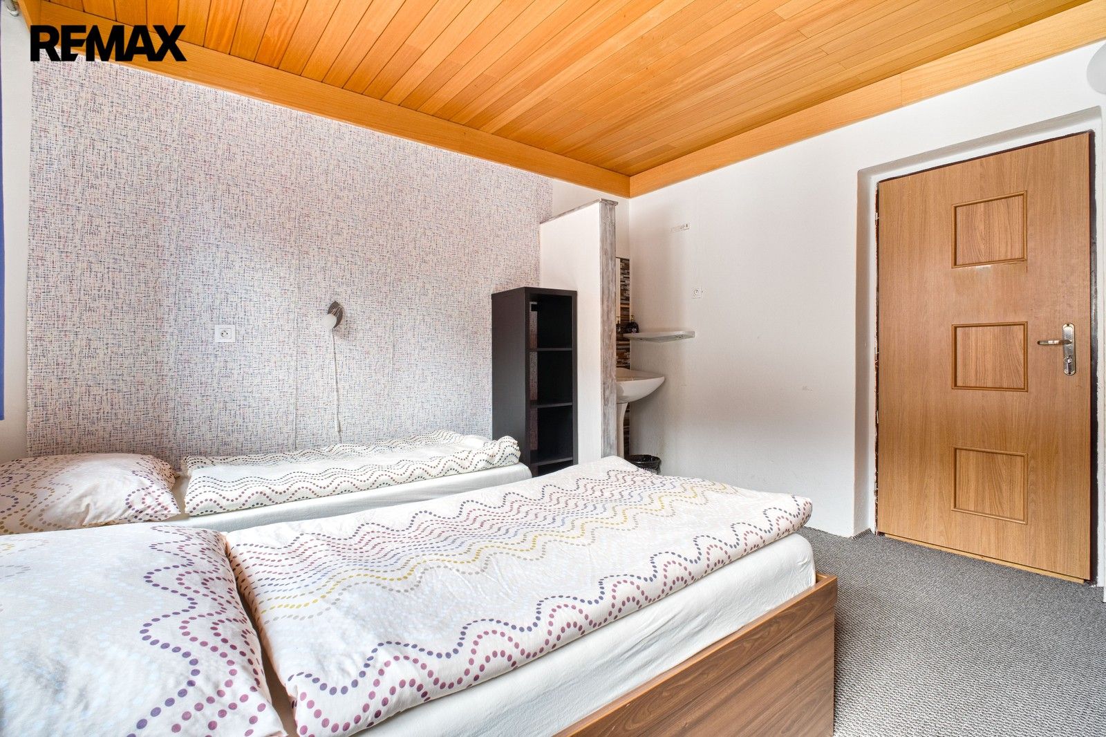 Prodej komerčního prostoru 1000 m² - foto 14