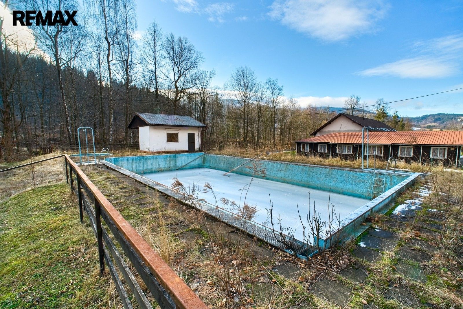 Prodej komerčního prostoru 1000 m² - foto 24