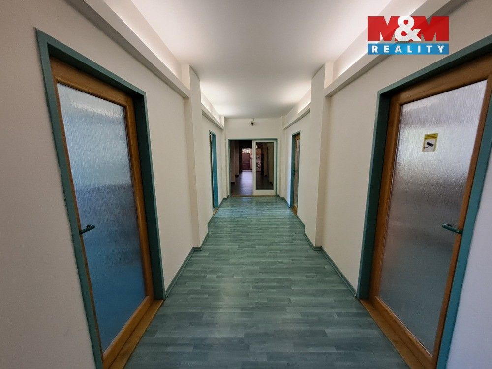 Pronájem komerčního prostoru 200 m² - foto 4