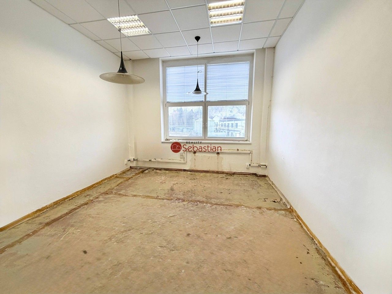 Pronájem komerčního prostoru 69 m² - foto 3