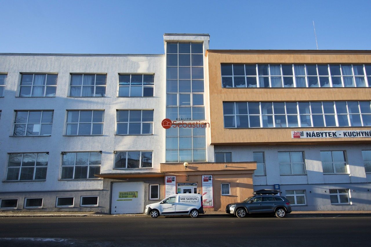 Pronájem komerčního prostoru 139 m² - foto 8