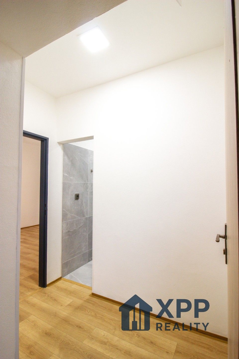 Pronájem bytu 1+kk 22 m² - foto 5