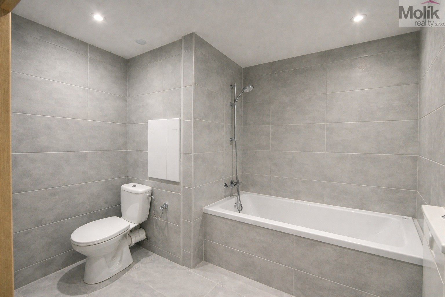 Pronájem bytu 2+1 46 m² - foto 4