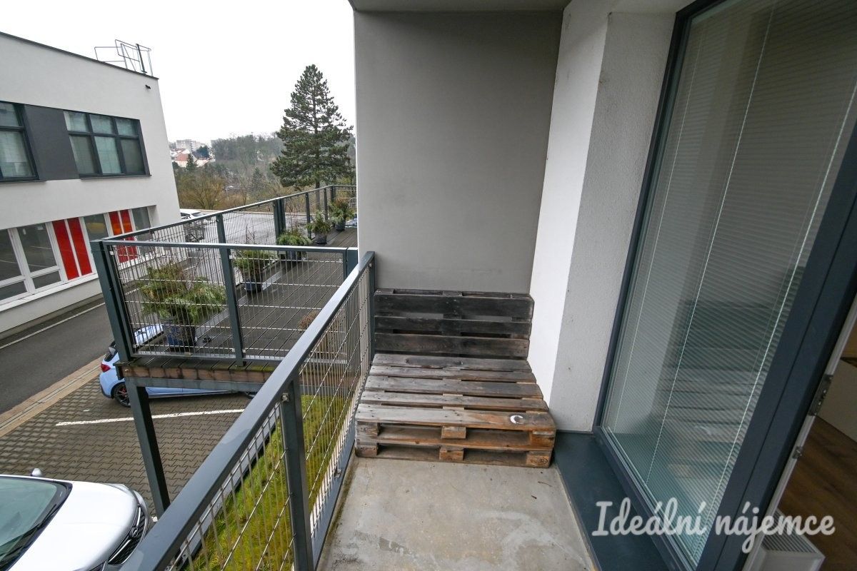 Pronájem bytu 1+1 24 m² - foto 11