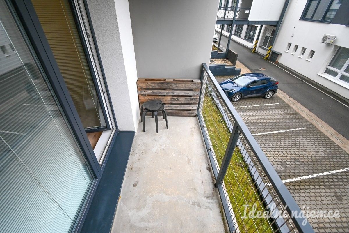 Pronájem bytu 1+1 24 m² - foto 12