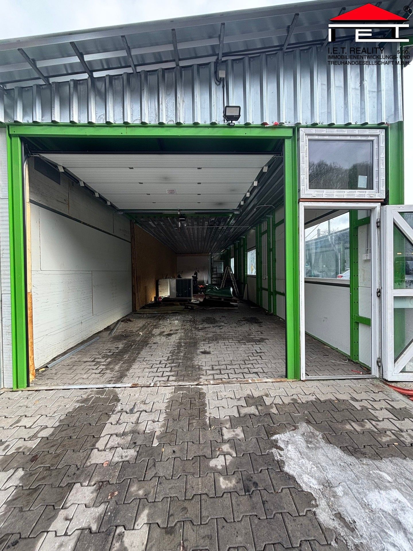 Pronájem komerčního prostoru 90 m² - foto 5
