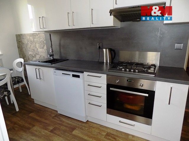 Prodej bytu 3+1 75 m² - foto 2