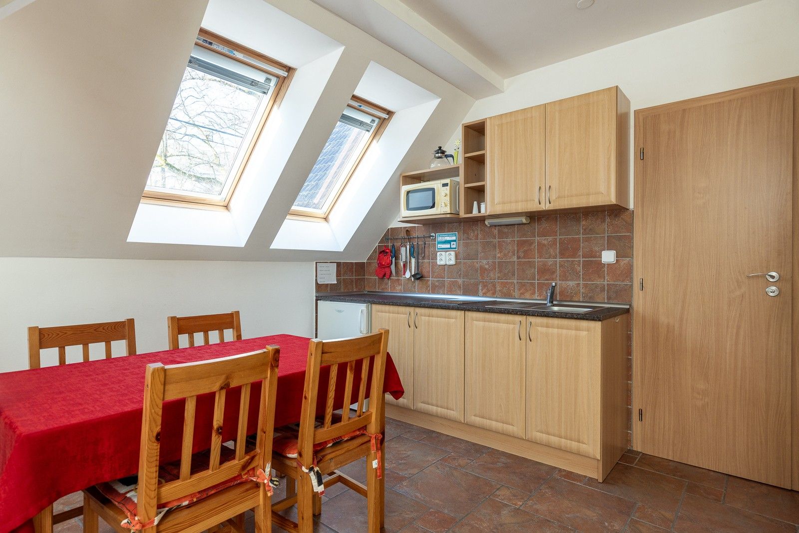 Prodej komerčního prostoru 1265 m² - foto 25