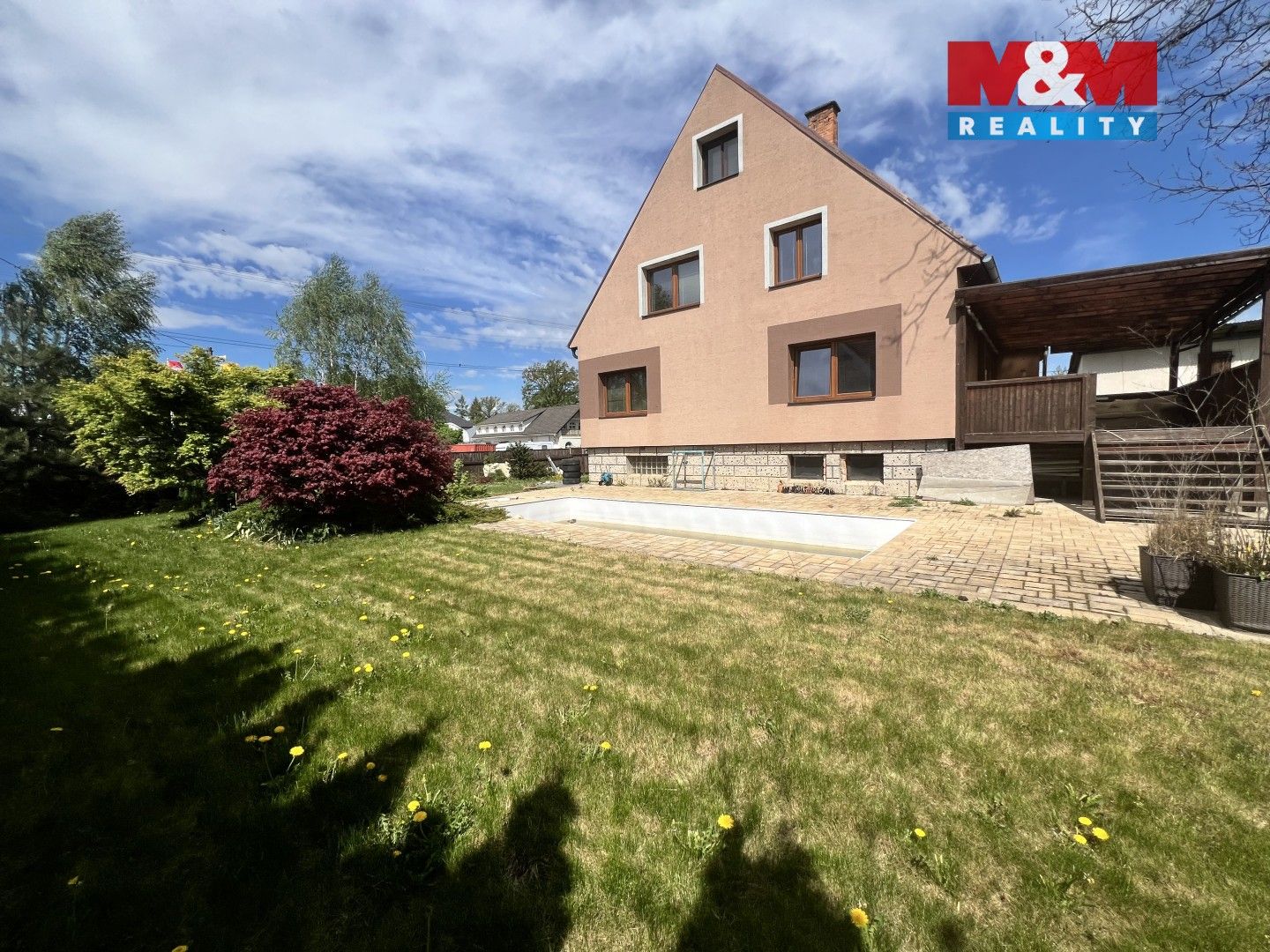 Prodej domu 200 m² - foto 2