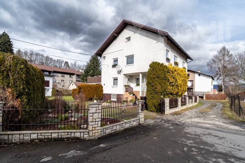 Prodej domu 230 m² - foto 1