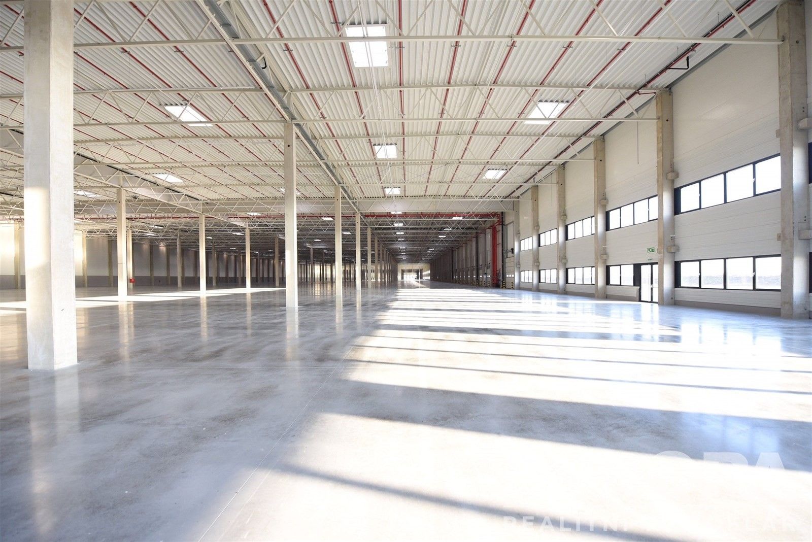 Pronájem komerčního prostoru 14707 m² - foto 2