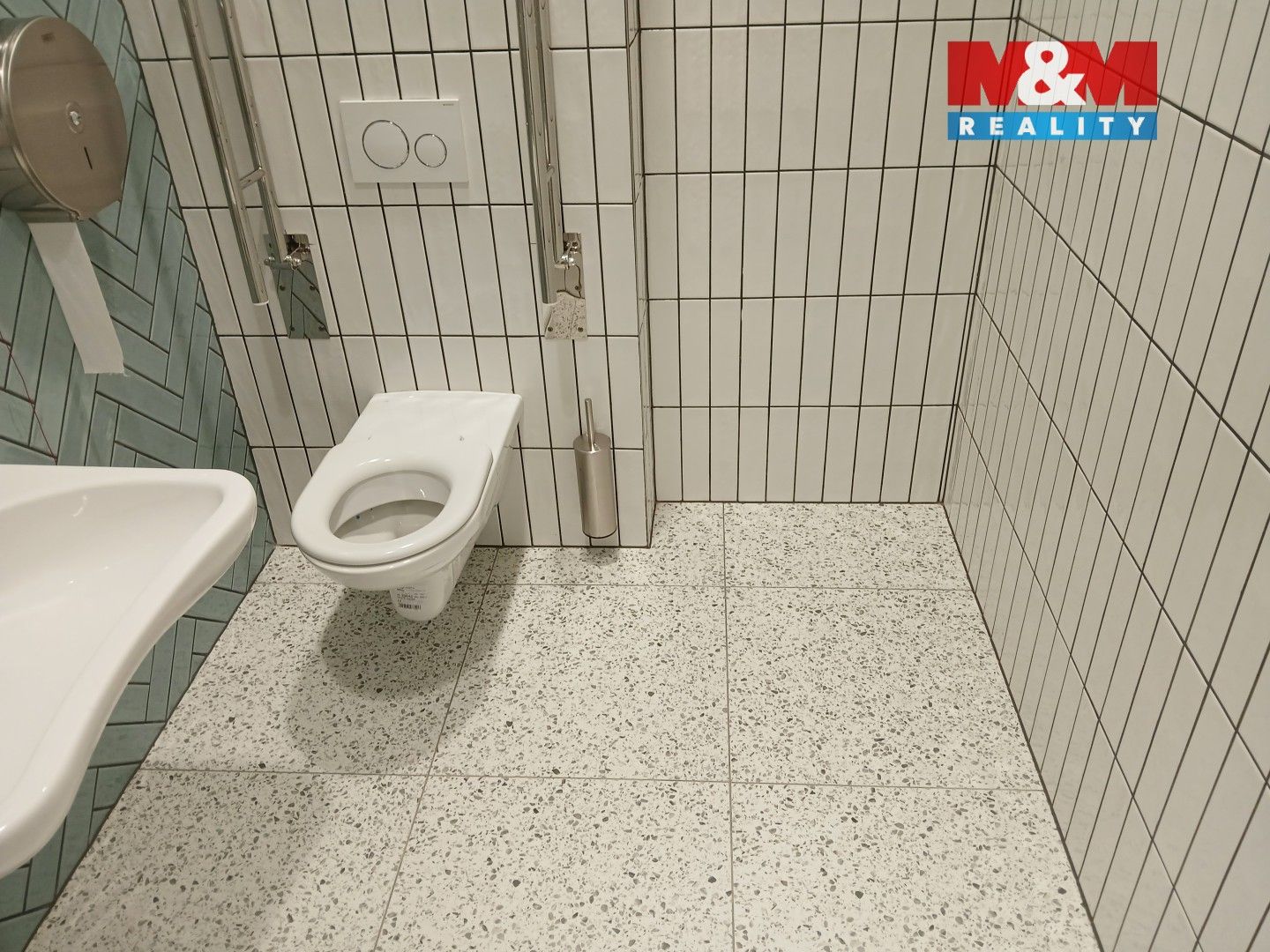 Pronájem komerčního prostoru 87 m² - foto 21