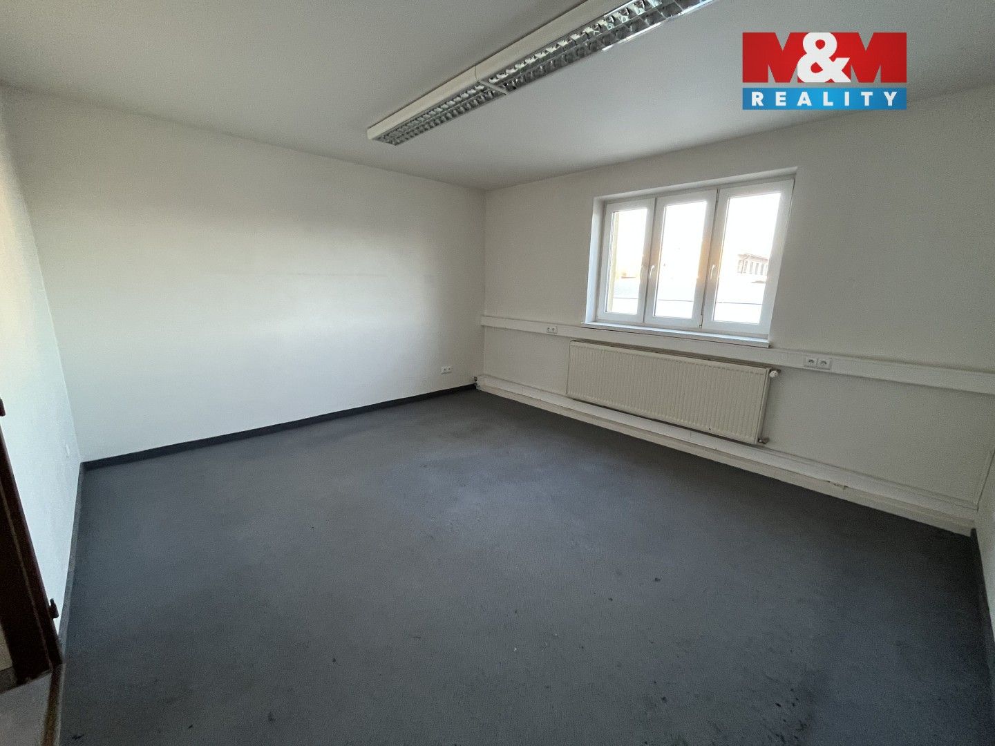 Pronájem komerčního prostoru 200 m² - foto 14