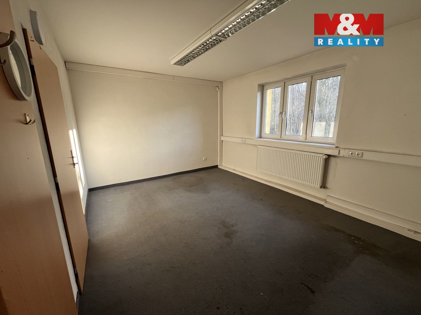 Pronájem komerčního prostoru 200 m² - foto 15