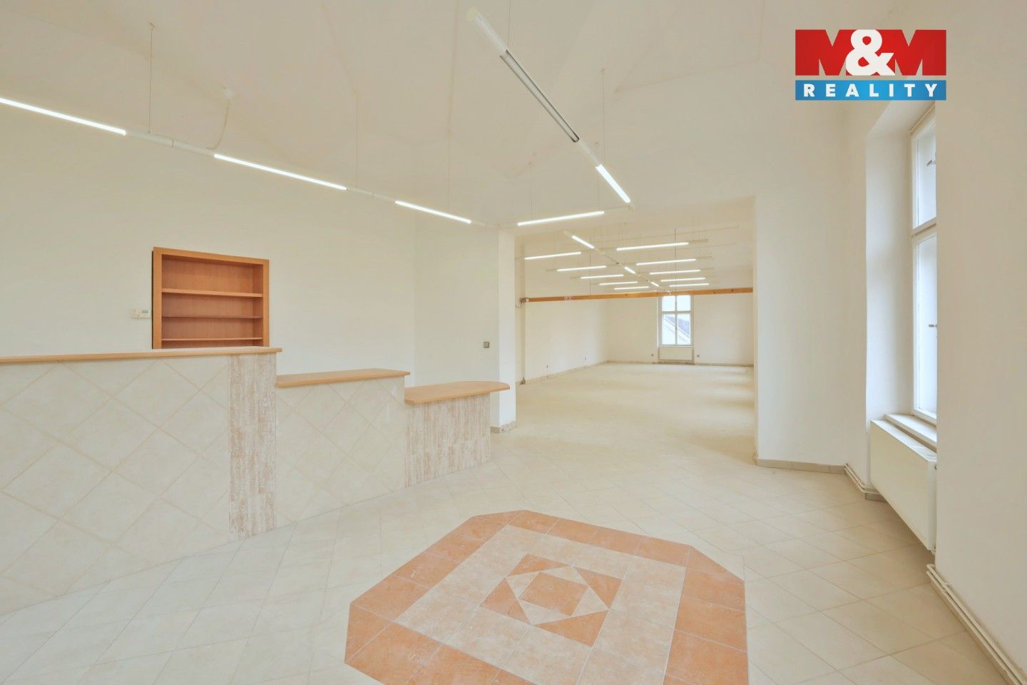 Pronájem komerčního prostoru 118 m² - foto 2