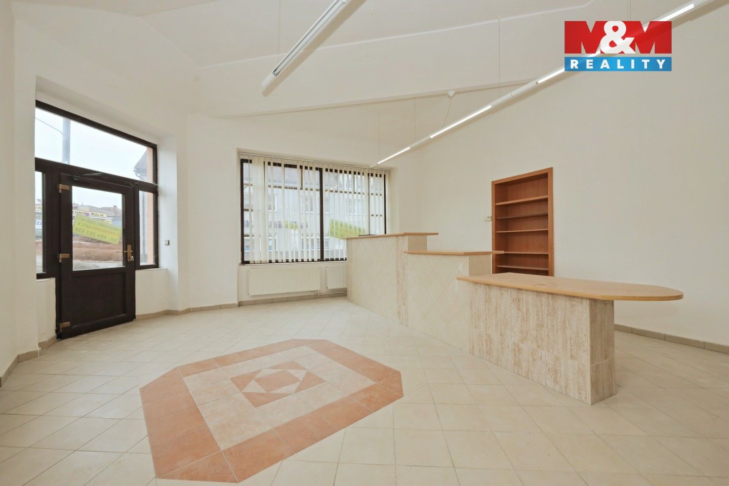 Pronájem komerčního prostoru 118 m² - foto 3
