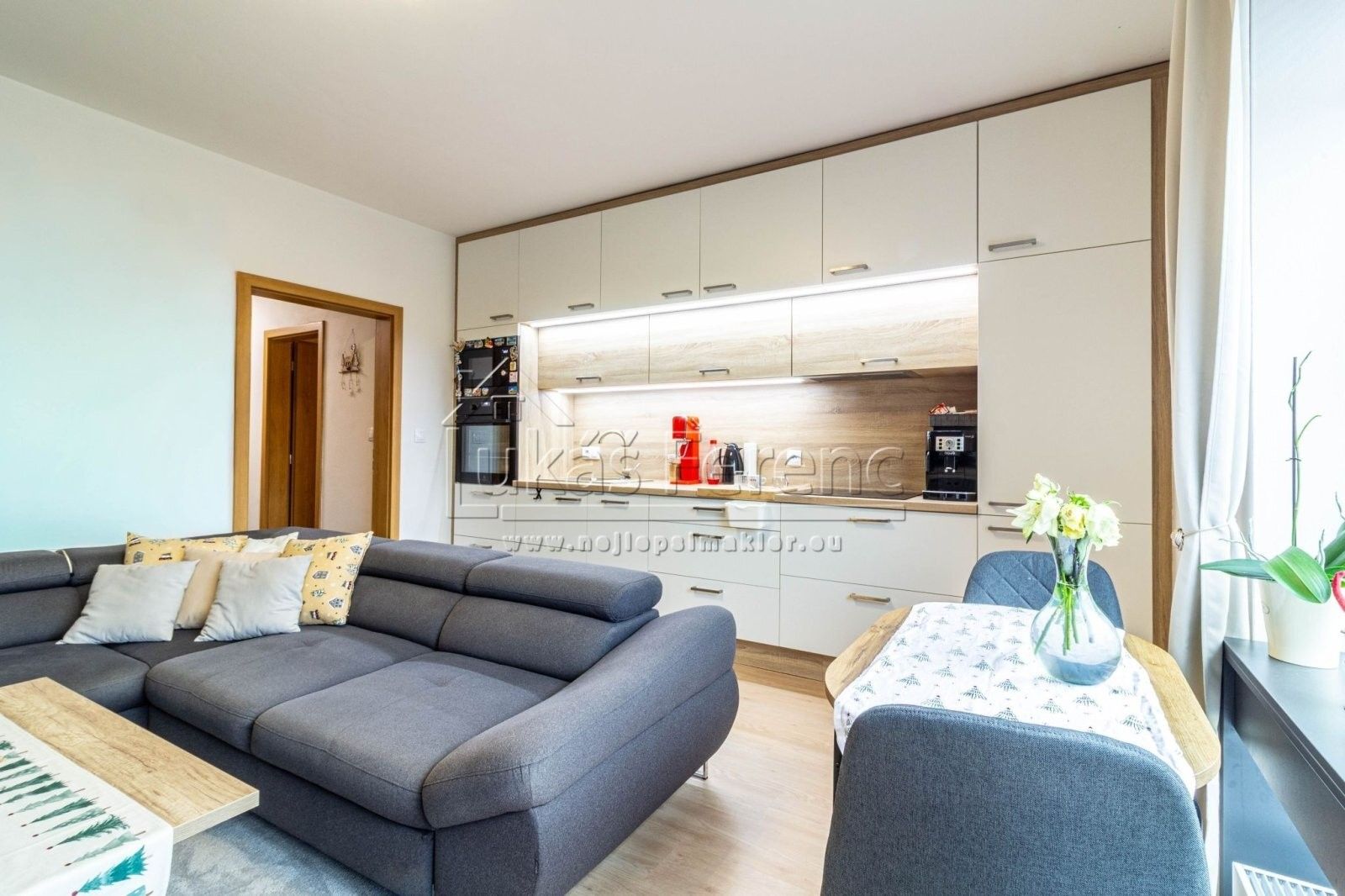 Pronájem bytu 2+kk 52 m² - foto 2