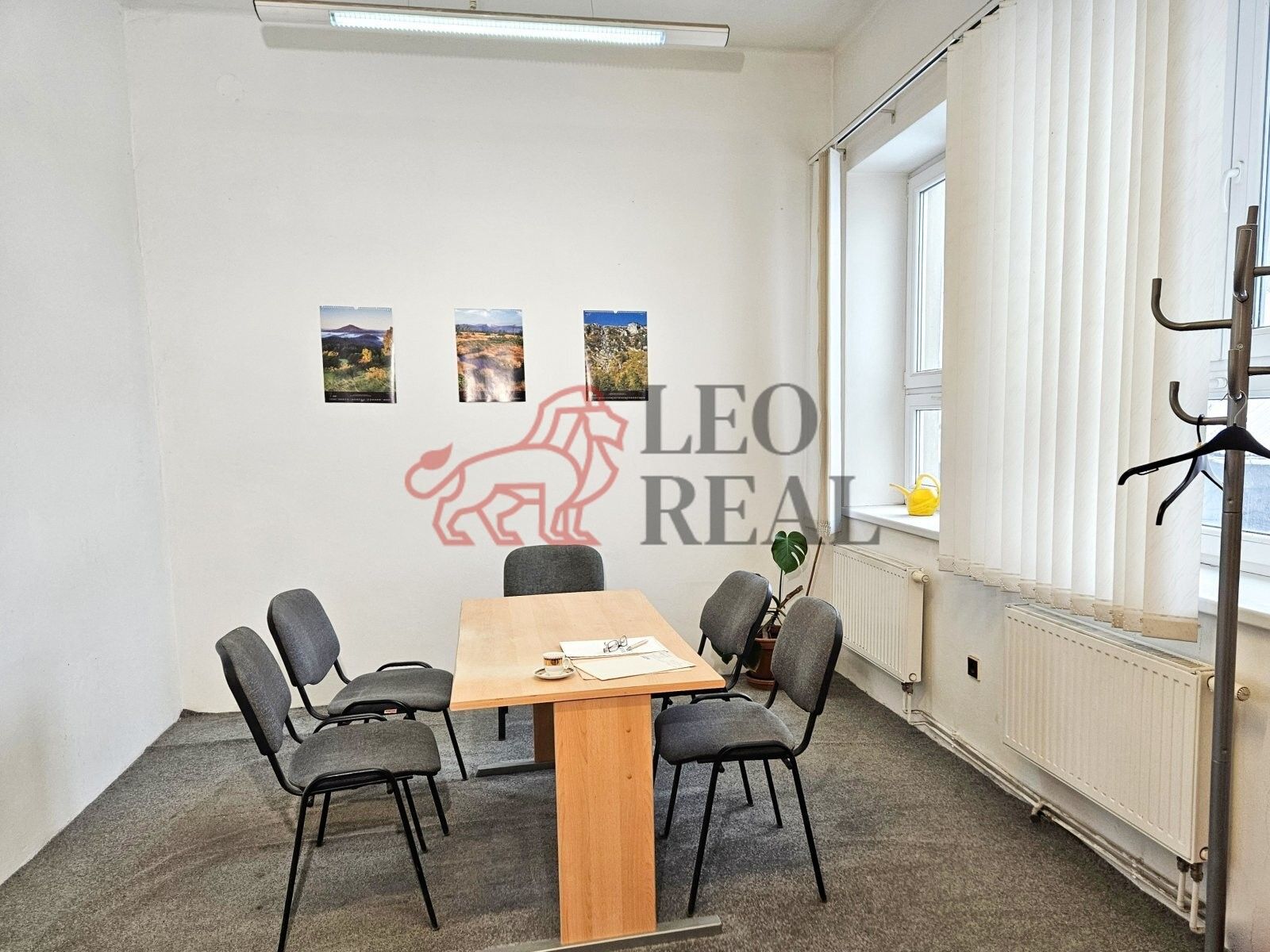 Prodej komerčního prostoru 372 m² - foto 2