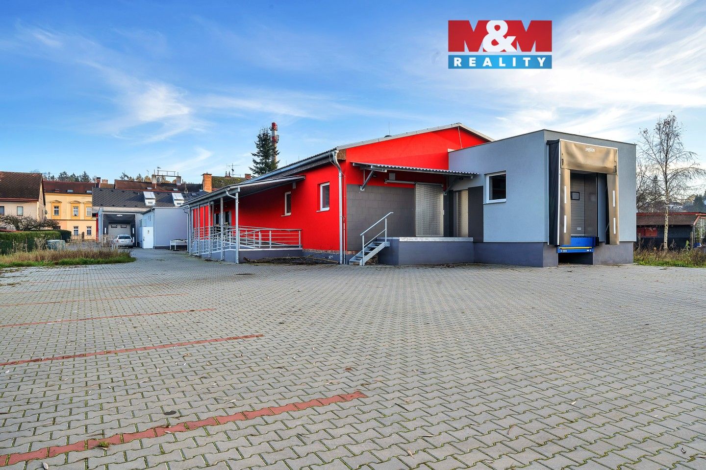 Pronájem komerčního prostoru 726 m² - foto 1