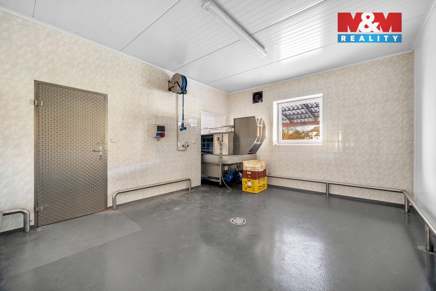 Pronájem komerčního prostoru 726 m² - foto 6