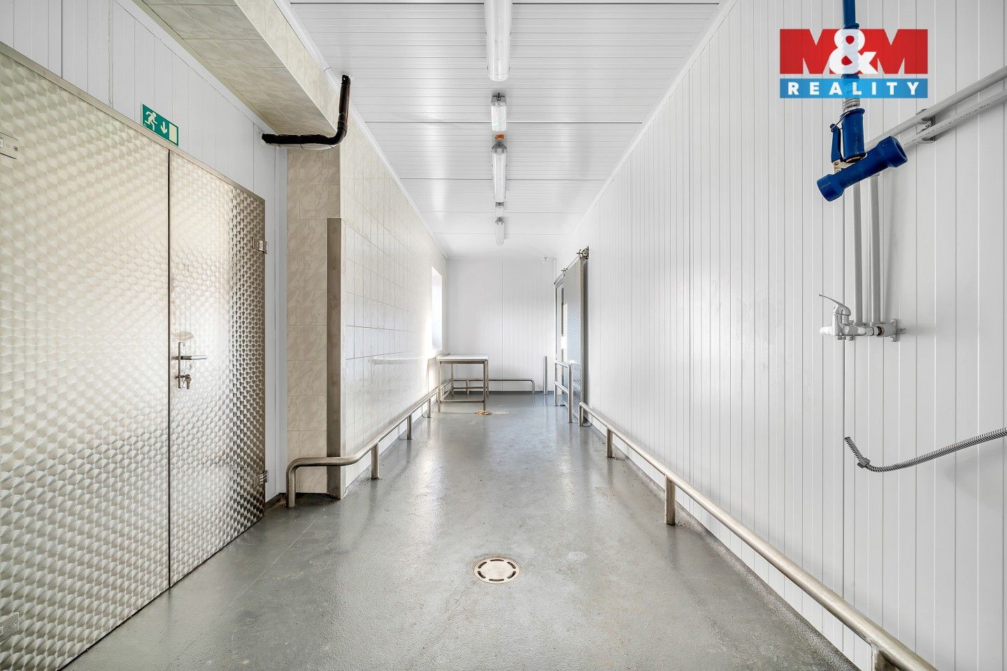 Pronájem komerčního prostoru 726 m² - foto 12