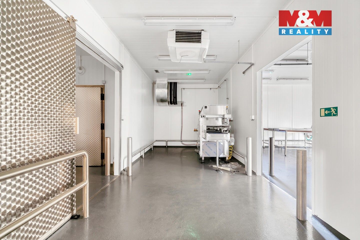 Pronájem komerčního prostoru 726 m² - foto 20