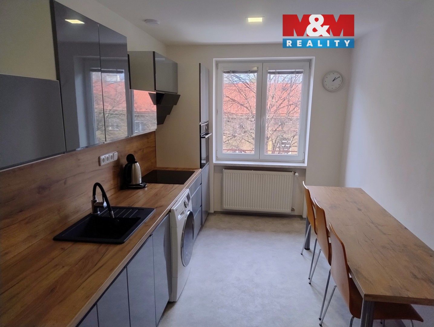 Pronájem bytu 2+1 56 m² - foto 1