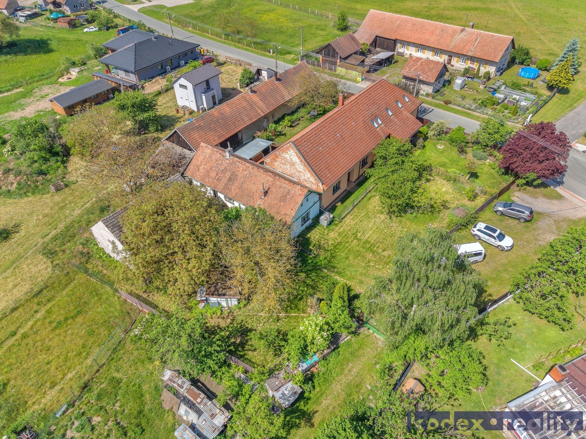 Prodej domu 100 m² - foto 1