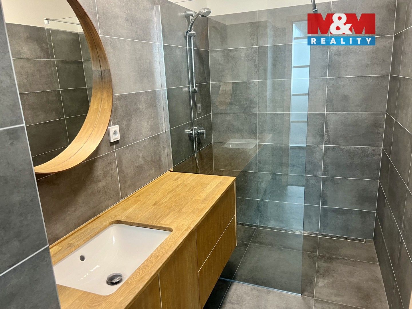 Pronájem komerčního prostoru 90 m² - foto 7