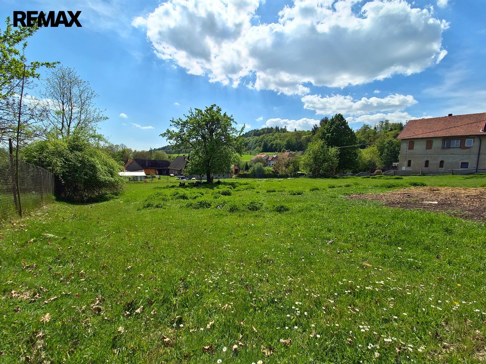 Prodej pozemku 1384 m² - foto 5