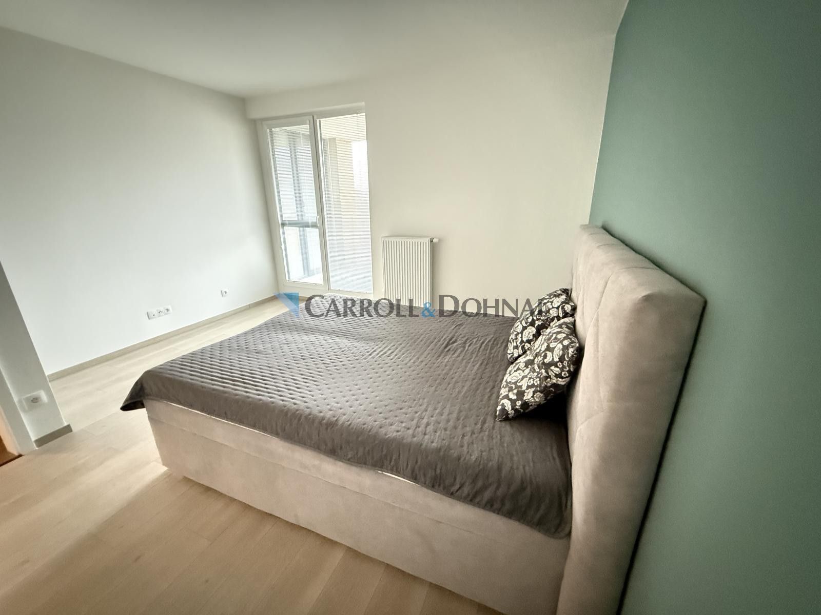 Pronájem bytu 4+kk 112 m² - foto 9