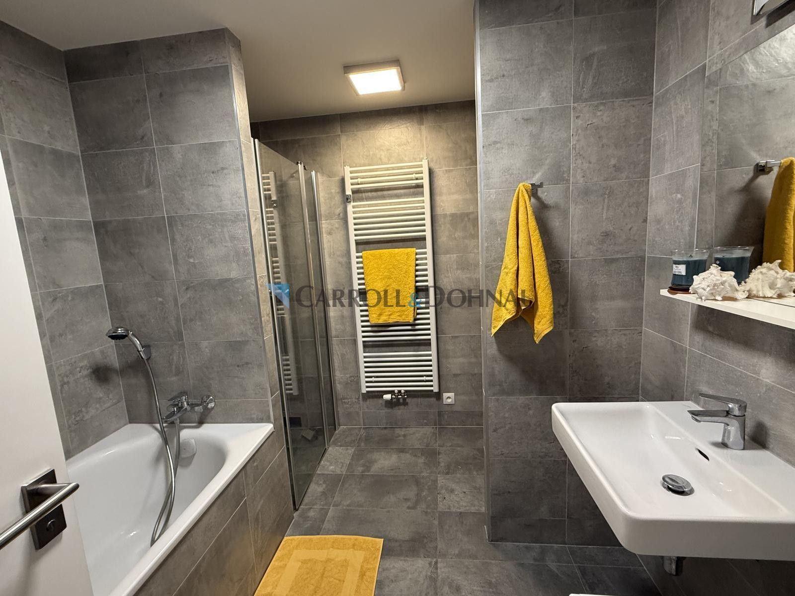 Pronájem bytu 4+kk 112 m² - foto 16