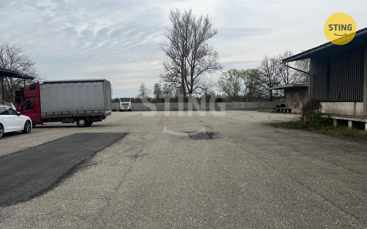 Pronájem pozemku 15000 m² - foto 2